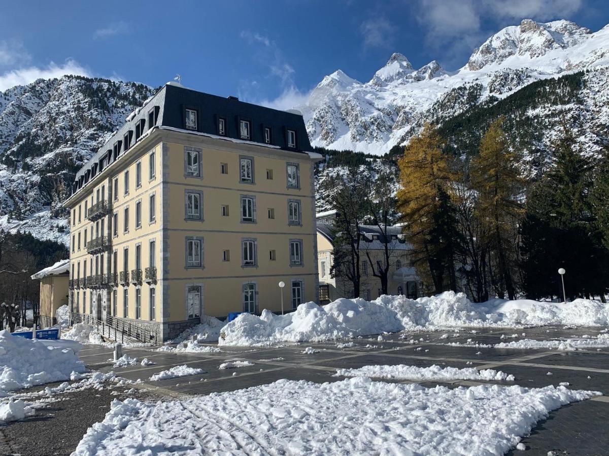 Gran Hotel - Balneario De Panticosa Exterior photo